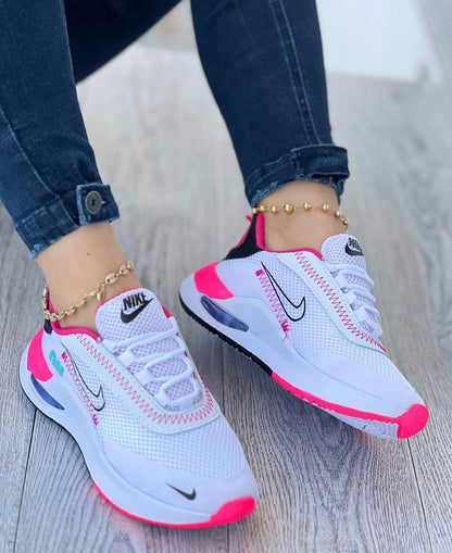 NIKE AIR